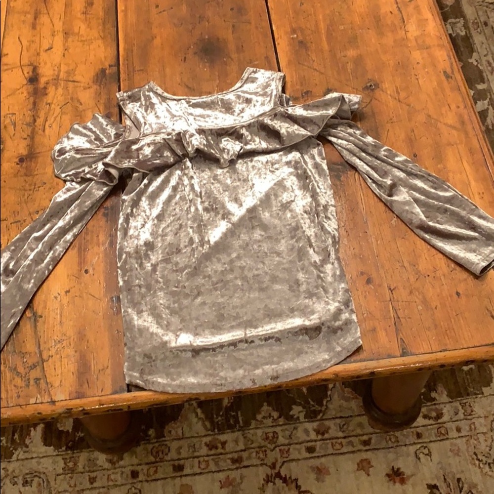 Girls velvet blouse